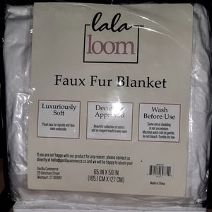 lala Loom Faux Fur Blanket Throw White